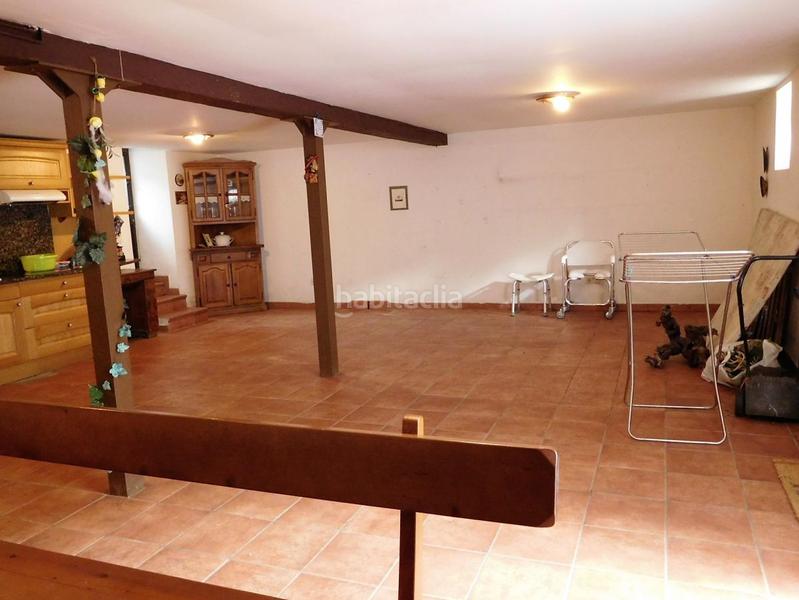 Foto 5918c757-1463-445b-bf94-c0625cb93ff7. Casa adossada amb calefacció a Judimendi Vitoria - Gasteiz