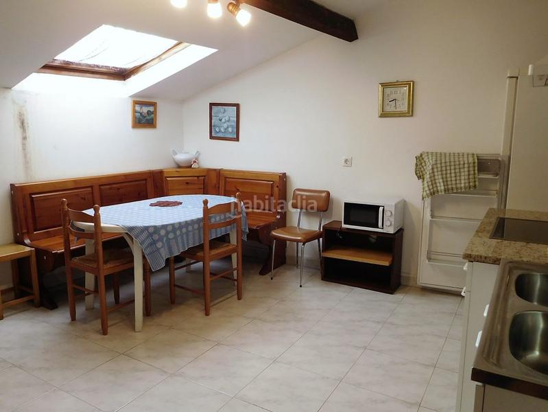 Foto bea31c9e-ce79-430a-a3ae-b453cf3879f2. Casa adossada amb calefacció a Judimendi Vitoria - Gasteiz