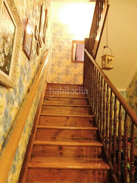 Foto fef28908-ee4c-48e6-a6c8-eee36d111523. Casa adossada amb calefacció a Judimendi Vitoria - Gasteiz
