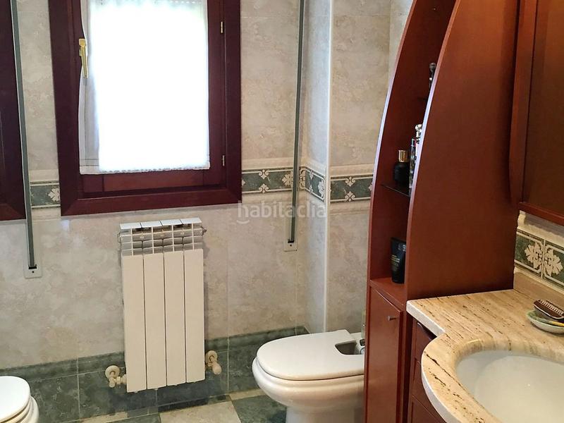 Foto 03daca51-0cf7-4e23-ae64-ce882b50e75d. Casa con riscaldamento parcheggio in Condado de Treviño