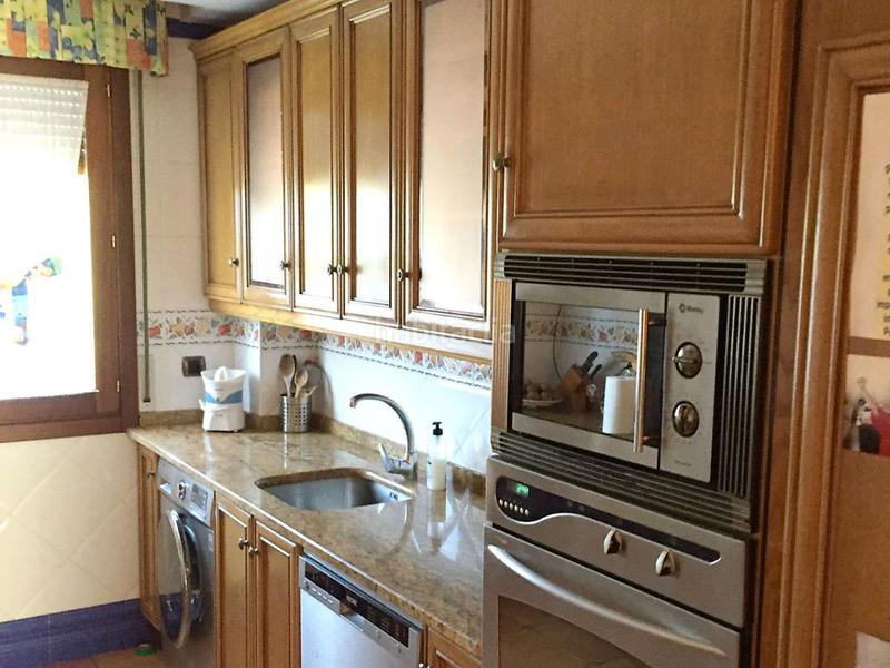 Foto d826dd9b-dbe7-4140-a112-1a863ba3a46e. Casa con riscaldamento parcheggio in Condado de Treviño