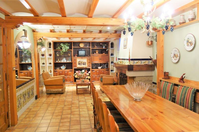 Foto 52d3be92-a705-44c2-a01d-35227eb06231. Casa a schiera con riscaldamento parcheggio in Mendizorrotza - Armentia Vitoria - Gasteiz