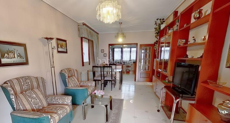 Foto c637b356-abae-48e9-8bc5-47da950983f0. Casa a schiera con riscaldamento parcheggio in Mendizorrotza - Armentia Vitoria - Gasteiz