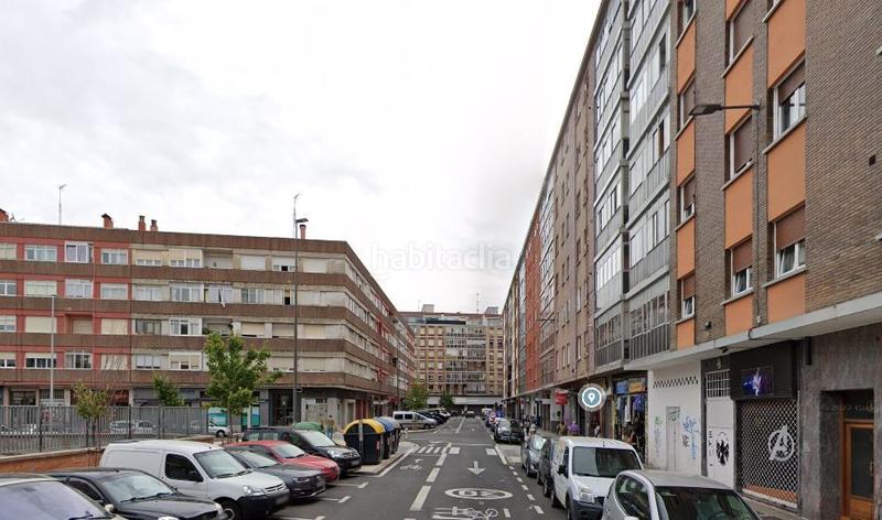 Foto 379e9ea5-a0ec-43ad-b01d-edad072d8664. Autoparkplatz in El Pilar Vitoria - Gasteiz