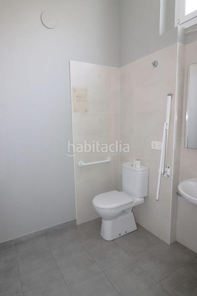 Foto af107f96-3f30-4a52-a434-c2d1040fb7bd. Lloguer local comercial a Ensanche Vitoria - Gasteiz