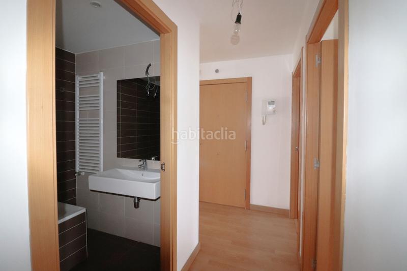 Foto 82591d2b-7f55-4e34-b7f8-52f0d2b1ef4e. Pis amb calefacció aparcament a Zabalgana Vitoria - Gasteiz