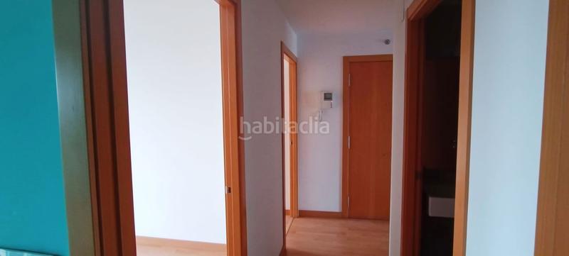 Foto a73e843c-cd61-4745-939d-952ea50cc2d9. Piso  en venta en Zabalgana, 3 dormitorios. en Vitoria - Gasteiz