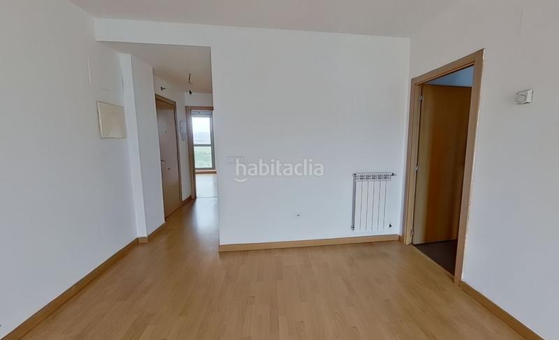 Foto f6f8b189-7c52-42c1-8f14-593ca7e05ef6. Pis amb calefacció aparcament a Zabalgana Vitoria - Gasteiz