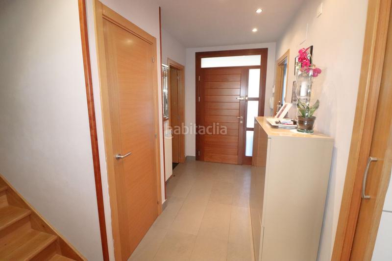 Foto 1ae669ab-f842-4afa-bcf9-5e99a35b90b0. Casa adossada amb calefacció aparcament a Salburua - Arantzabela Vitoria - Gasteiz