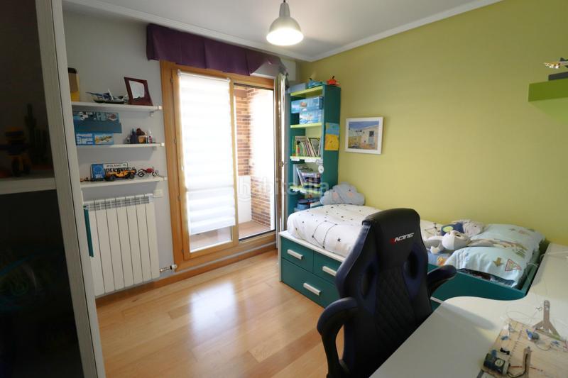 Foto 29a355c5-3e32-43d1-904d-026d14c134d5. Casa adossada amb calefacció aparcament a Salburua - Arantzabela Vitoria - Gasteiz