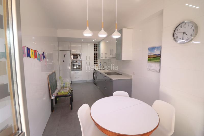 Foto b425b1b6-d797-4a87-b24d-f35ed4b4bb13. Casa adossada amb calefacció aparcament a Salburua - Arantzabela Vitoria - Gasteiz