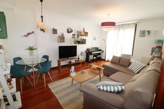 Maison jumelée  Alberke. Adosado en venta en legutiano, 4 dormitorios.