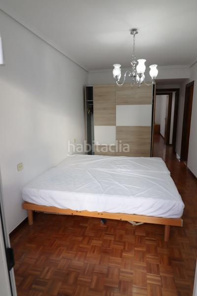 Foto ba2251d4-77cf-42c5-b068-dc409ec77ed6. Alquiler piso  en alquiler en arambizkarra, 3 dormitorios. en Vitoria - Gasteiz