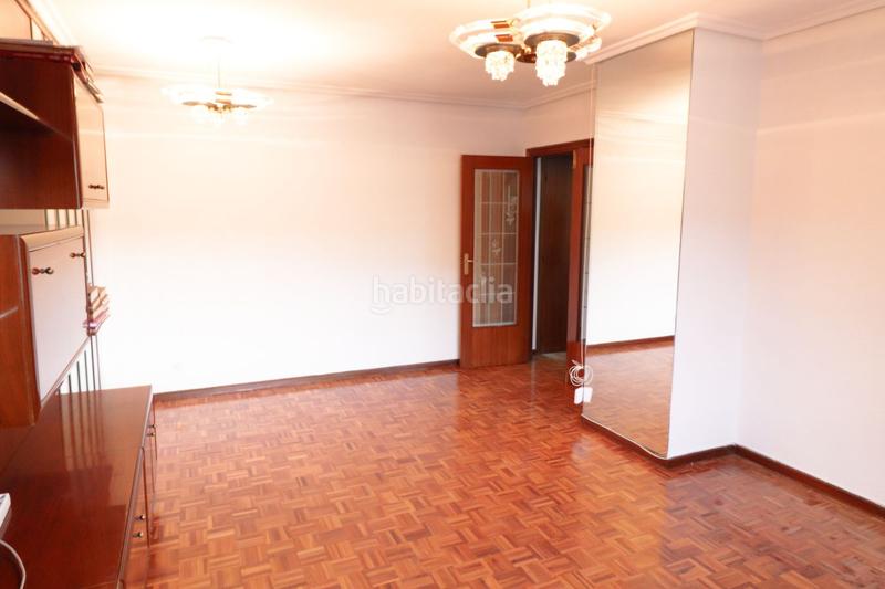 Foto cad19825-7c67-4593-a503-3511885450d7. Alquiler piso  en alquiler en arambizkarra, 3 dormitorios. en Vitoria - Gasteiz