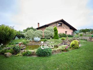 Chalet  Barrio nafarrete. Chalet individual en venta en urrunaga, 3 dormitorios.