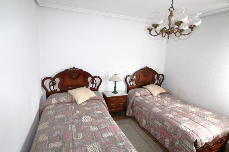 Foto 63736544-46a0-4442-ae8a-aa79d3bb828f. Casa  en venta . en Zambrana