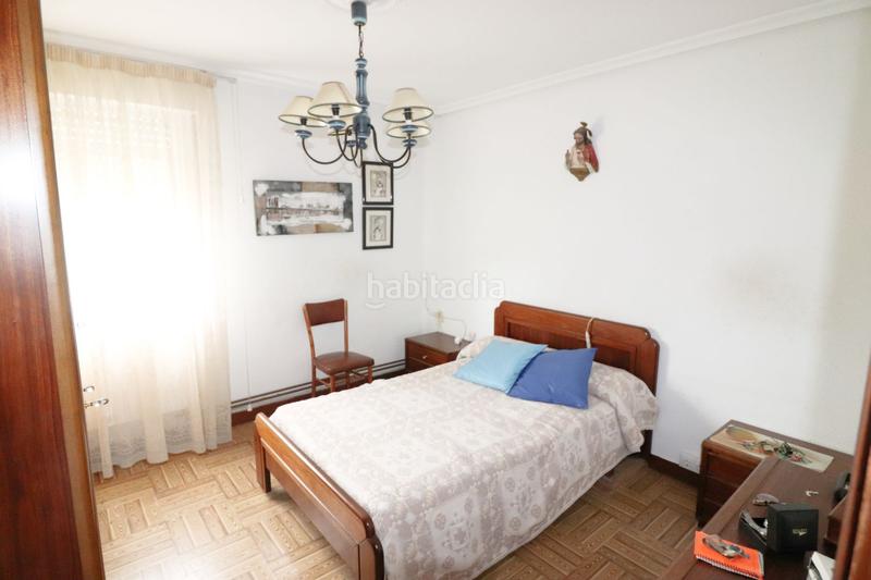 Foto b3c6b5a9-5071-4102-97f5-b31edd6ac812. Casa  en venta . en Zambrana