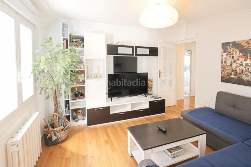 Foto 3329dc84-ba0e-4938-9adb-b5ceeb4a2a02. Etagenwohnung mit heizung in El Anglo Vitoria - Gasteiz