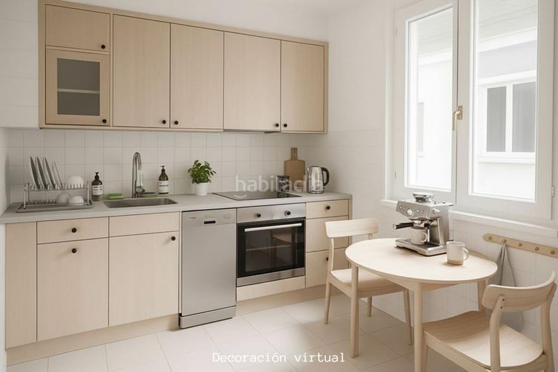 Foto bbd5fe49-6b25-42e0-9a48-78d2e027549a. Appartement avec chauffage dans Ensanche Vitoria - Gasteiz