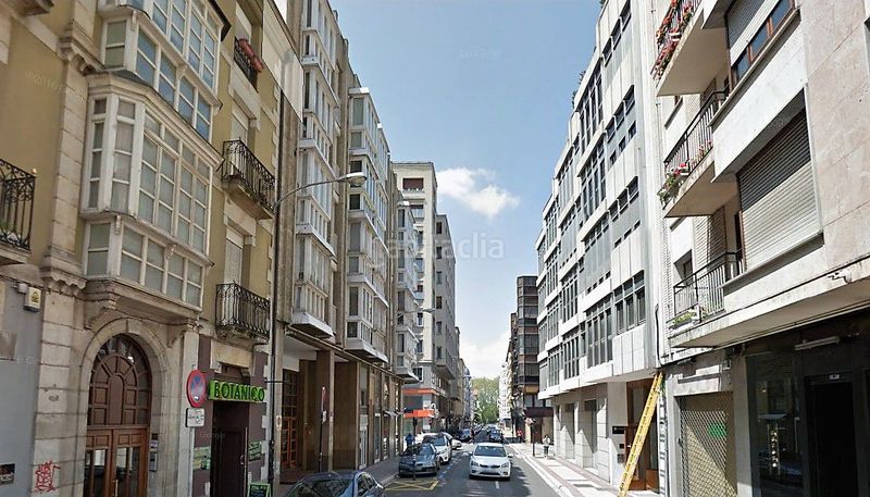 Foto 61fc224a-c484-49b3-b3c3-156db8d58dc0. Aparcament cotxe a Ensanche Vitoria - Gasteiz