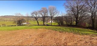 Terreny residencial a Caserio monga 20