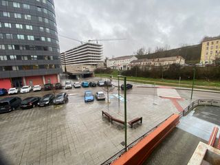 Pis  Calle de europa. Precioso piso de tres dormitorios y dos baños. recien reformado.