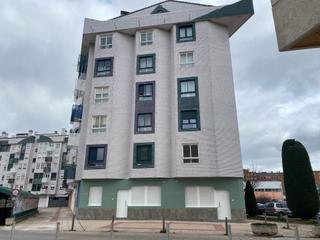 Pis  Carretera de poza. Apartamento de dos dormitorios y dos baños.exterior.
