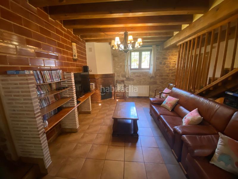 Foto 377cb768-e4d0-4807-a272-9d674907e24c. Casa con camino riscaldamento in Merindad de Río Ubierna