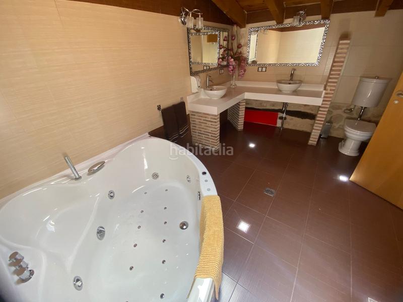 Foto 7f539066-f07e-4edf-8393-2bfc7e7b8747. Casa con camino riscaldamento in Merindad de Río Ubierna