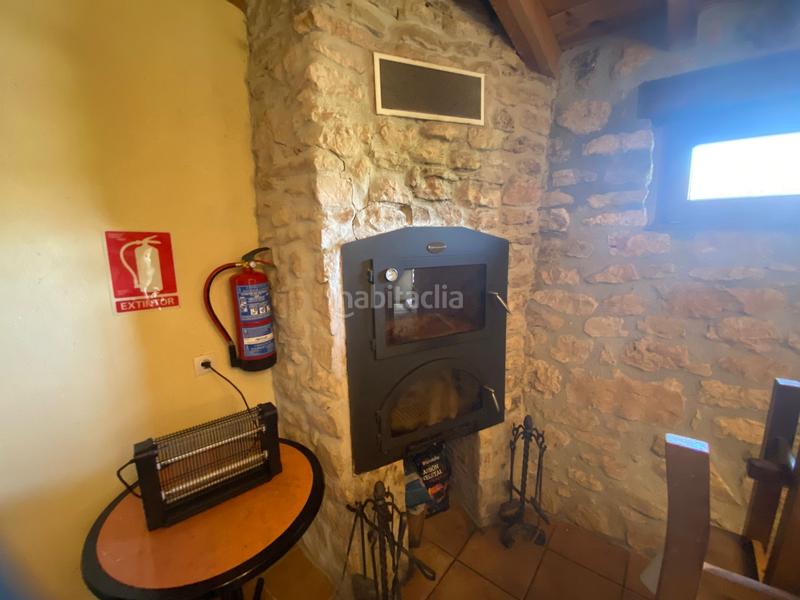 Foto d92b8617-d8b2-4ecb-8414-5aba1d5850ae. Casa con camino riscaldamento in Merindad de Río Ubierna
