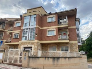 Appartamento  Calle bofordo. Pisazo de tres dormitorios y dos baños. garaje y trastero. exter
