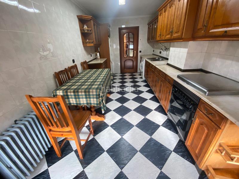 Foto 055b80e1-56a3-47e7-becc-6261acfa942a. Appartement avec chauffage dans Juan XXIII - Las Torres - G2 Burgos