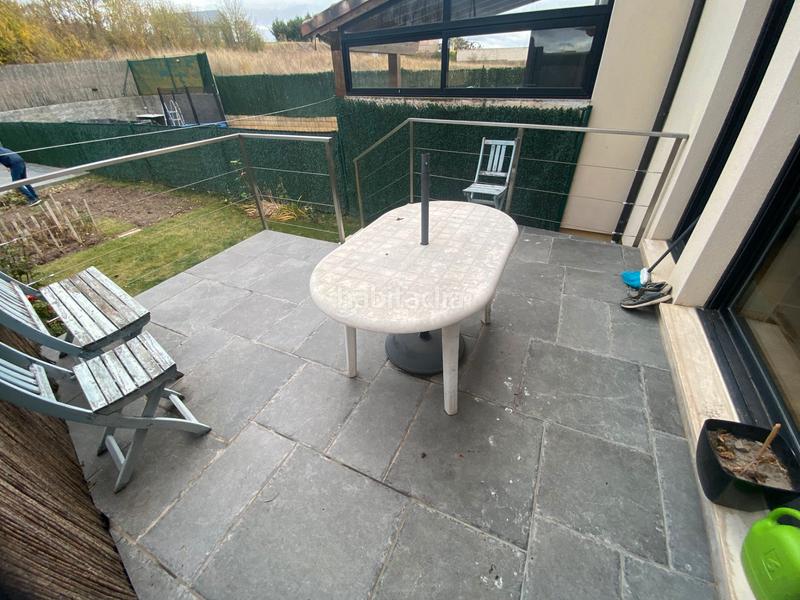 Foto e328ffff-f7c8-43dd-8def-7adfb413e02f. Chalet with heating parking in Modúbar de la Emparedada