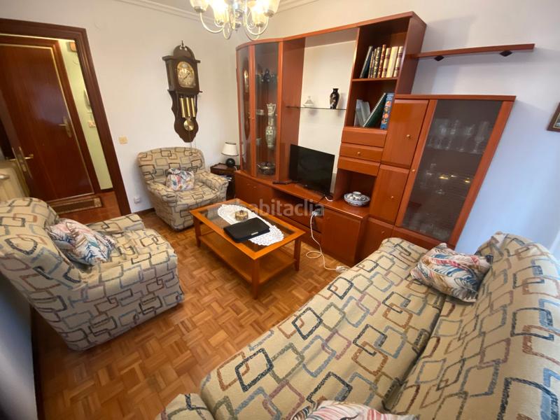 Foto b801b636-ec14-4e41-8ecd-38e0a8cb5b86. Appartamento con riscaldamento in Gamonal - San Bruno - G9 Burgos