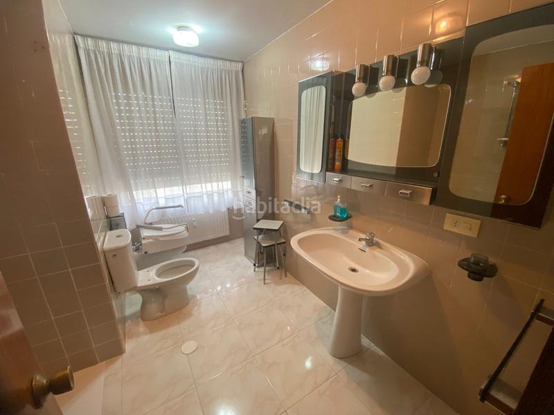 Foto 8585ea24-a57f-48e8-ad0f-207419c14271. Pis amb calefacció aparcament a Reyes Católicos Burgos