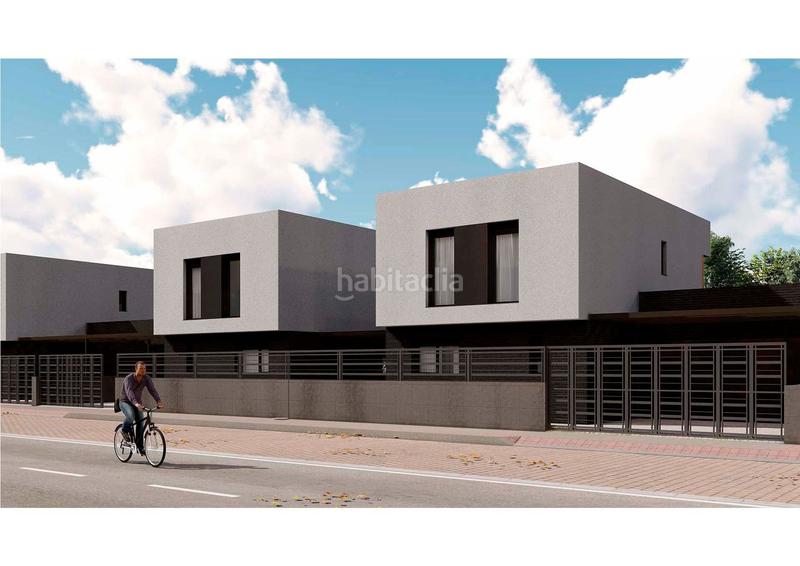 Foto 546832cc-8628-4410-a509-c735b47459ab. Casa amb aparcament a Barriada de Yagüe Burgos