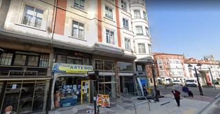 Local commercial  Calle miranda. Venta de local en la zona centro de casi 100 m2 utiles: al comie