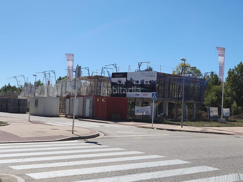 Foto 9ccd3494-f95c-402f-984e-3d4df17e01d2. Casa amb aparcament a Barriada de Yagüe Burgos