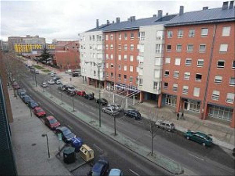 Foto 08125a44-ceda-4c9f-a465-08eefffb1940. Pis amb calefacció a Plantío - Alcampo Burgos