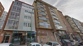 Local commercial  Calle santa clara. Amplio local comercial en zona santa clara. ideal para garajes.