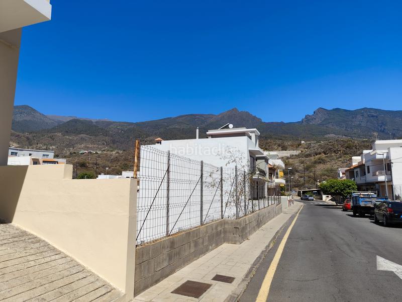 Foto a0dff31d-c23f-4138-9e1a-9a7d86b0924b. Terreny residencial a calle tomas baulen y ponte 38 a Güímar