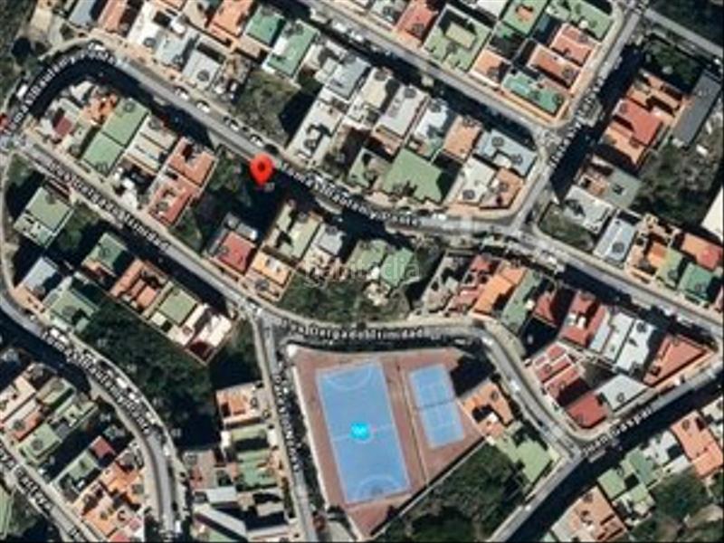 Foto c5a8f748-da75-4bb2-8279-0f986b1cade0. Terreny residencial a calle tomas baulen y ponte 38 a Güímar