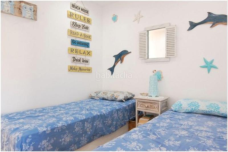 Foto d648b672-a668-4cd4-aa4f-85307b71c0e9. Estudio en avenida juan carlos i 30 en Los Cristianos Arona