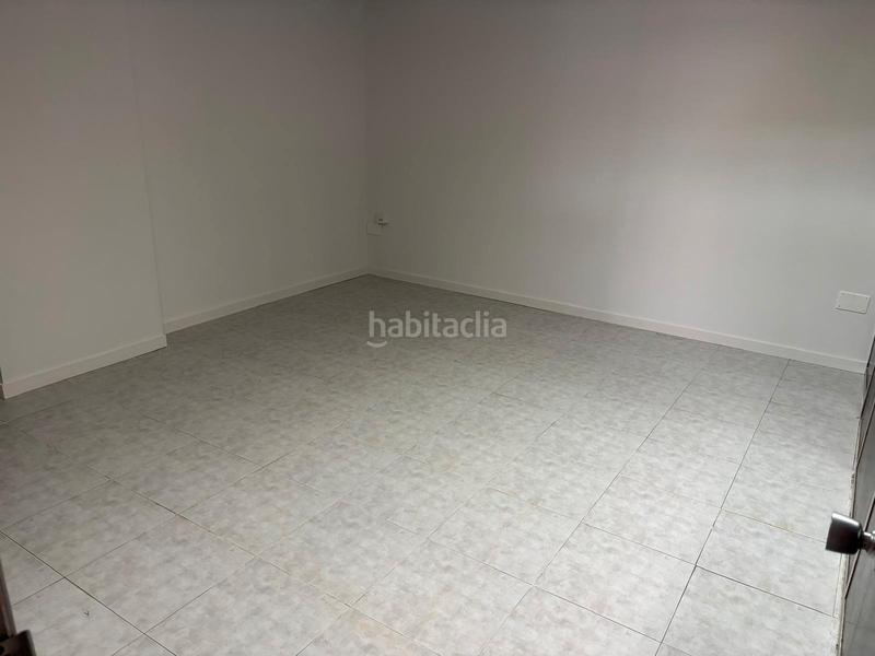 Foto f52cc6ee-af4b-4435-9601-a1f2dc4e990d. Local comercial en Centro Orotava (La)