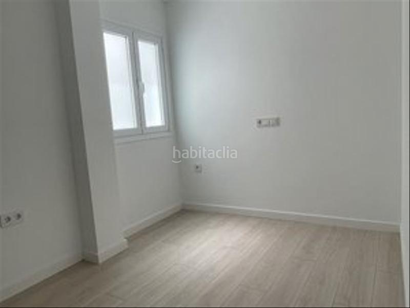Foto c5d5c584-ca75-484c-88a7-be2803a282b8. Piso en La Laguna San Cristóbal de La Laguna
