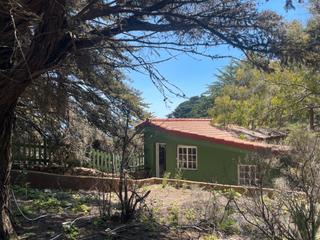 Masía en Valverde. Terreno con dos casas en ajares en el hierro - valderde