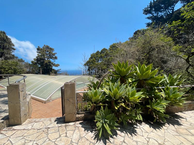 Foto 25fa6406-265a-40d4-b718-4fe60fc41823. Masía terreno con dos casas en ajares en el hierro - valderde en Valverde