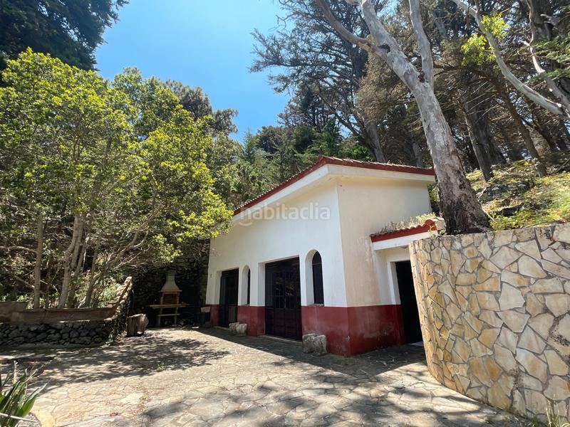 Foto 61d27c90-c1f3-42c4-a179-ae0c8f383a89. Masía terreno con dos casas en ajares en el hierro - valderde en Valverde