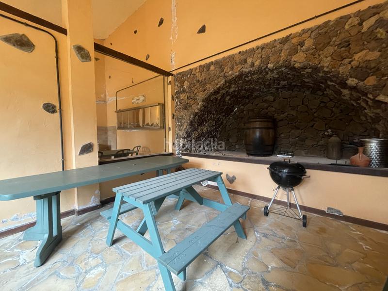 Foto b76f709c-5274-4a15-8dbc-4f2375878e5a. Masía terreno con dos casas en ajares en el hierro - valderde en Valverde