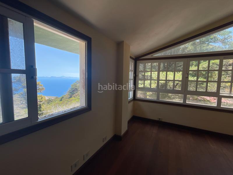 Foto e52eafb7-457e-4aad-a109-3da339f2d908. Masía terreno con dos casas en ajares en el hierro - valderde en Valverde